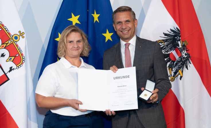 Manuela Wieser und LR Wolfgang Hattmannsdorfer (Foto: Land Oberösterreich Andreas Krenn)