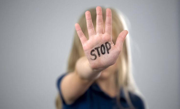 Frauen für Gefahrensituationen sensibilisieren (Foto: stock.adobe.com-motortion)