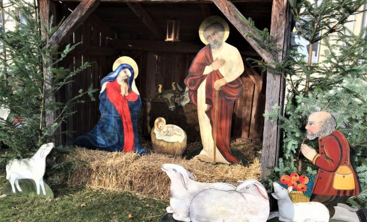 Krippe mit Bretterfiguren (Foto: Verein Garstner Advent)