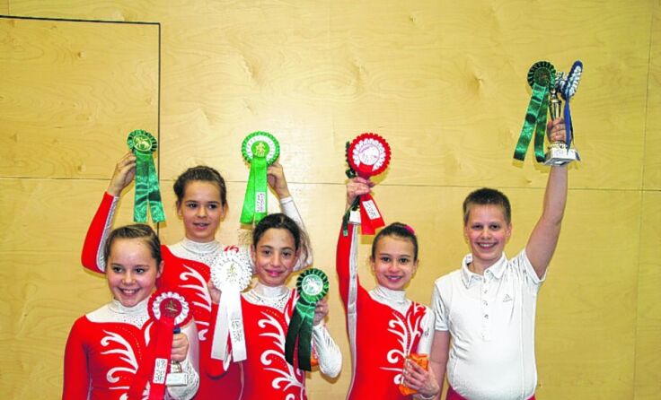 Bei der Wintertrophy sehr erfolgreich - die Braunauer Nachwuchs-Voltigierer.