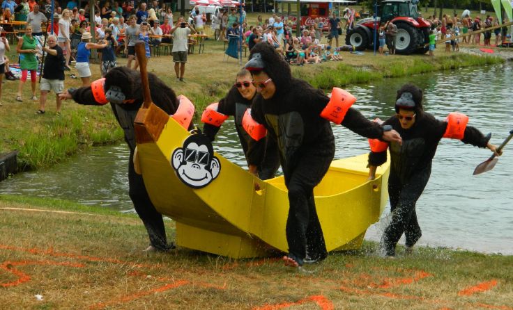 Jetzt noch anmelden und bei der Wildenauer Sautrog-Regatta mitmachen.
