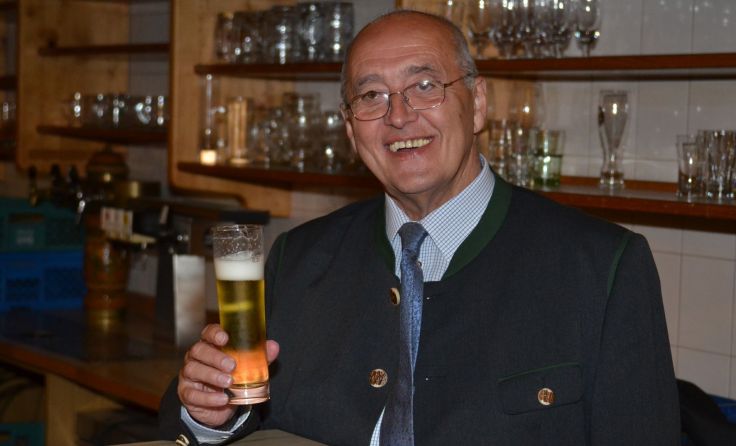Josef Hintermair legt nach 30 Jahren Kulturarbeit seine Tätigkeit nieder. Foto: Vorich