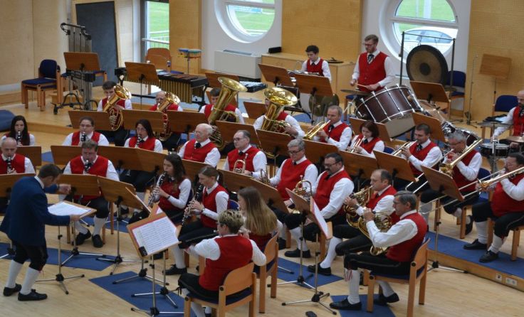 Mit der Marktmusik Mauerkirchen am 25. März einmal um die Welt reisen