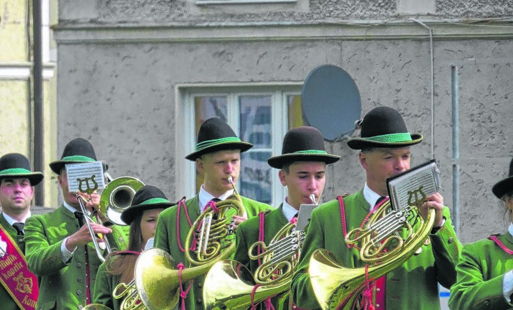 Ab Anfang Juli spielen die fünf Waidhofner Musikkapellen wieder sonntags auf.