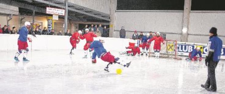 Die Tradition lebt: Der Eisfußball Cup geht heuer in die fünfte Runde.
