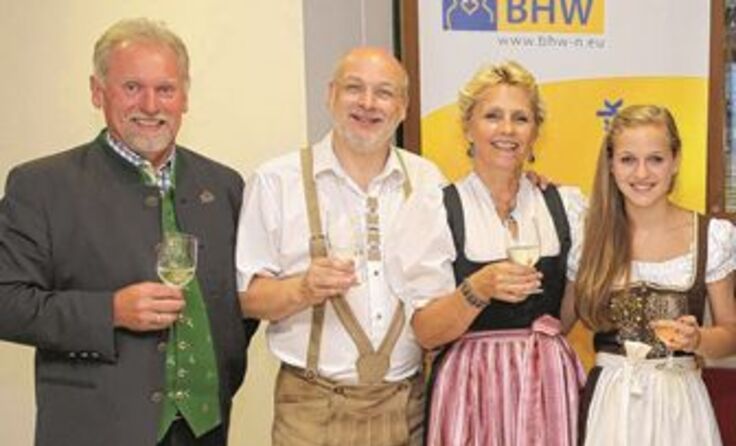 Direktor Leo Klaffer (li.) ist Gastgeber der Familiensingwochen in Hohenlehen. 