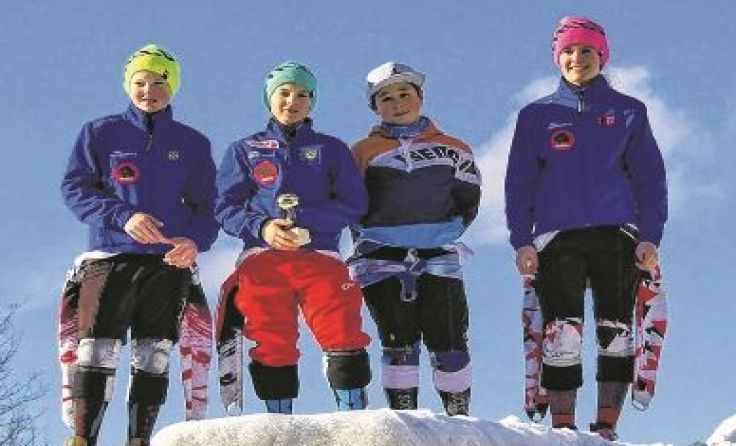 Thomas Hörndler, Moritz Hofmacher, Marco Roseneder, Lena Offenberger (v. l.)