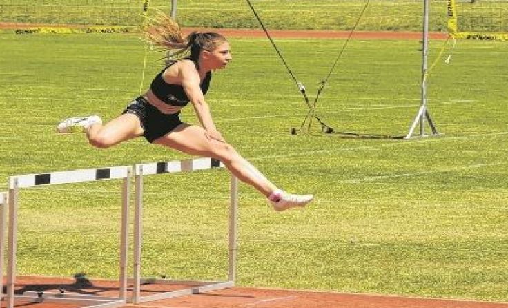 Simmer gewinnt in Schwechat die Frauenklasse im Siebenkampf.