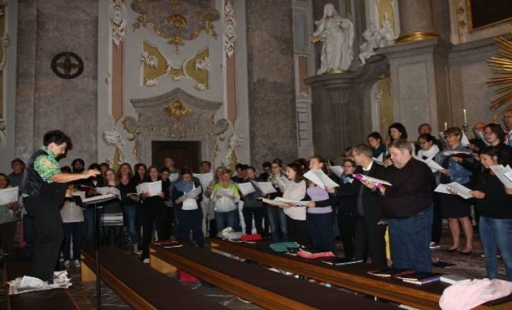 Die Teilnehmer des Chorleiterlehrganges gestalteten die heilige Messe am Sonntagberg.
