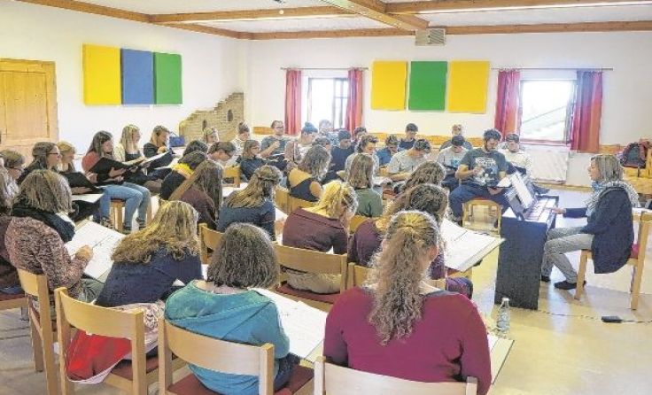 Die Proben, die im September begonnen haben, laufen auf Hochtouren. Foto: Schacherhof