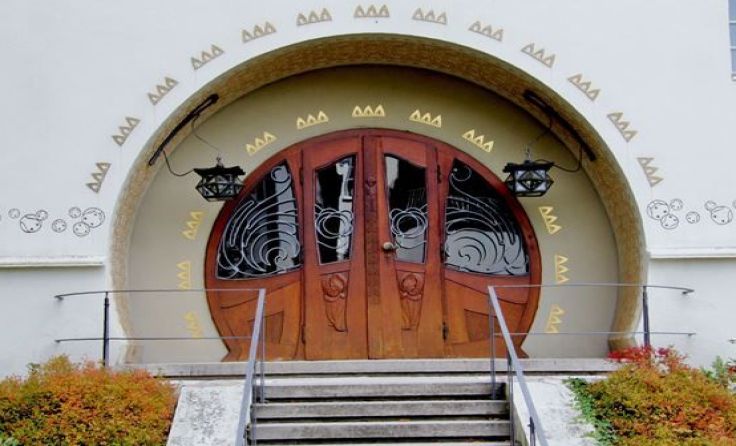 Jugendstilvortrag: Eingang zum Großen Glückerthaus in Darmstadt (Foto: VHS Waidhofen/Ybbs)