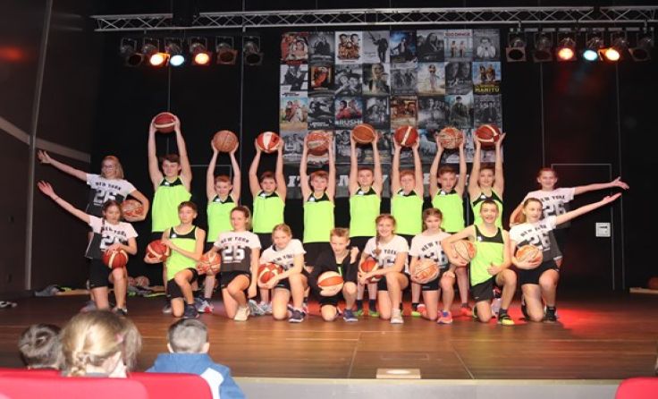 Die Schüler begeisterten mit brillanten Darbietungen. Fotos: SMS Waidhofen/Zell