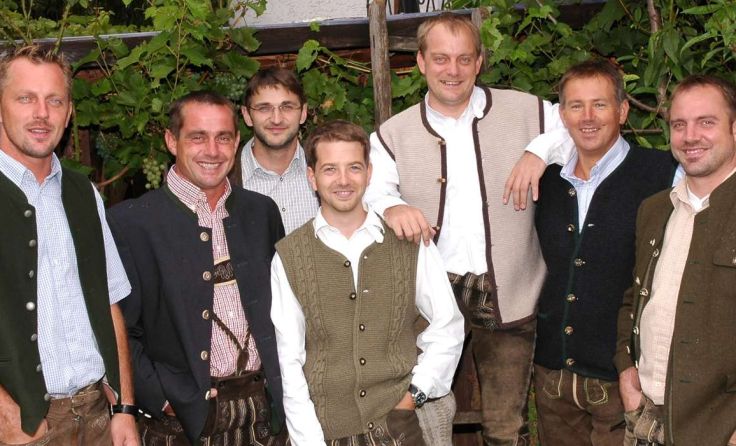 Die 7/8-Sänger und Hermann Maderthaner singen mit Aussicht am 16. Juli 2021.Foto: zVg