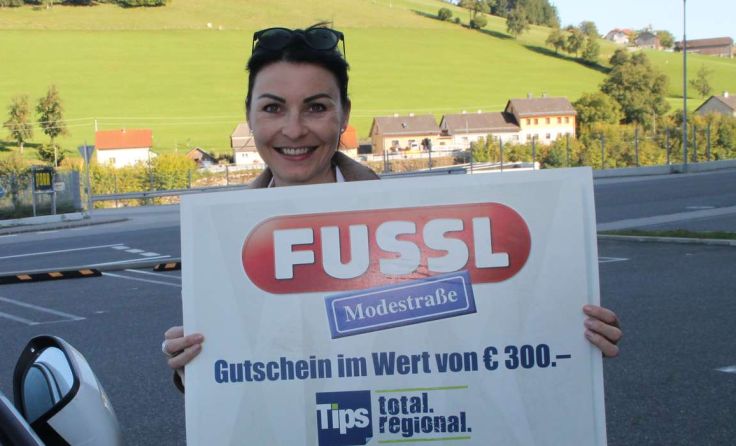 Gisela Dallinger aus Ried im Innkreis konnte ihr Glück gar nicht fassen. Foto: Karin Novak