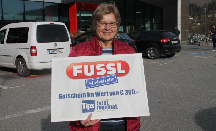 Die Waidhofnerin Veronika Büringer wurde beim Einkauf überrascht. (Foto: Karin Novak)