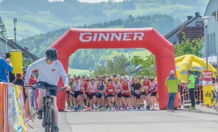 Hauptlauf mit 135 Teilnehmern (Foto: zVg)