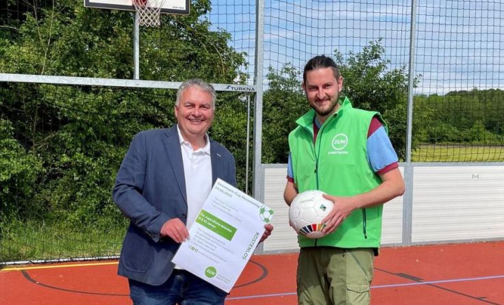 Anton Geister und Heimo Schaupp vom JLW Streetwork Amstetten (v. l.) (Foto: zVg)