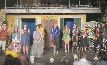 Umwerfende Premiere von Pension Schöller