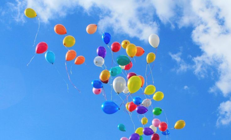 Um 15 Uhr erfolgt der Luftballonstart. (Foto: alma_sacra/AdobeStock)