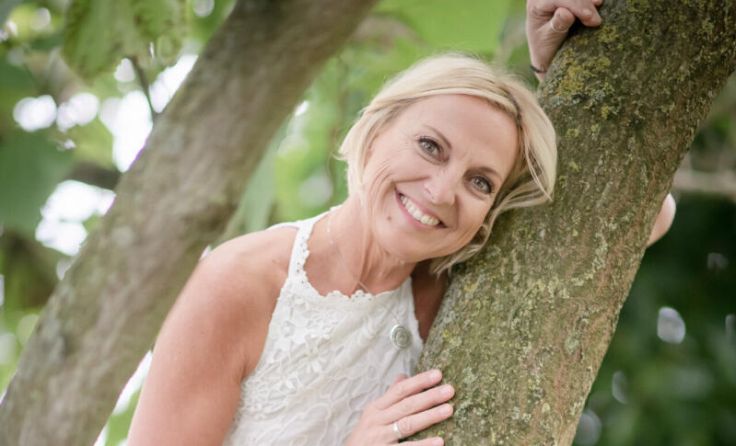 Monika Palmetshofer ist Grundschulpädagogin und Outdoortrainerin. (Foto: Uschi Wolf)