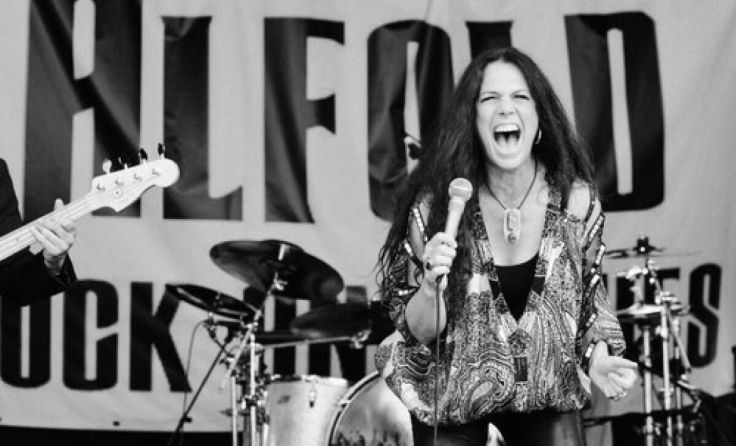Energiegeladen und dynamisch: Sari Schorr (Foto: Rob Blackham)