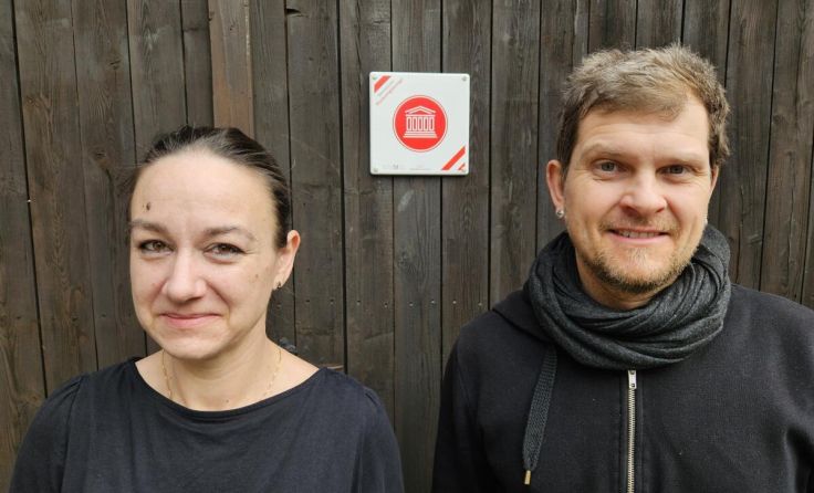 Maria Ritzlmayr-Gosch und Workshop-Leiter Tim Forster (Foto: Sattlermuseum)