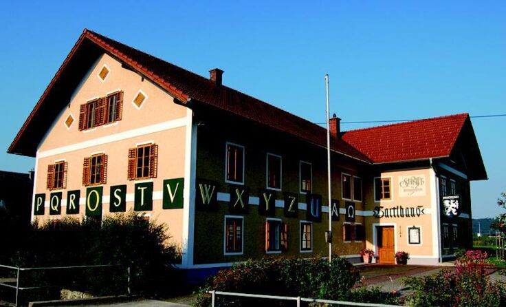 Das Schrift- und Heimatmuseum präsentiert drei Ausstellungen für die Herbstsaison. Foto: Kahr