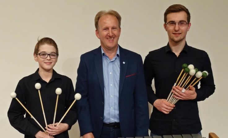 Max Murauer (Mitte) mit seinen Schülern Tobias Wögerer (l.) und Jürgen Leitner