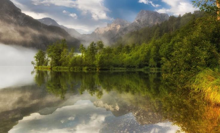 Eindrucksvolle Bilder des Almsees gibt es in Schlierbach zu sehen. Foto: Kaiblinger
