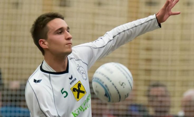 Stefan Wohlfahrt führte den TuS erstmals als Kapitän auf das Feld.