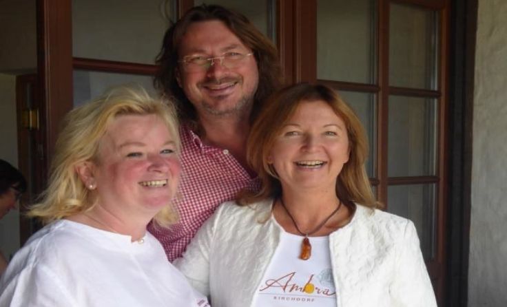 Christine und Michael Otte mit Lions-Ambra-Präsidentin Ute Sattlberger (v. l.)