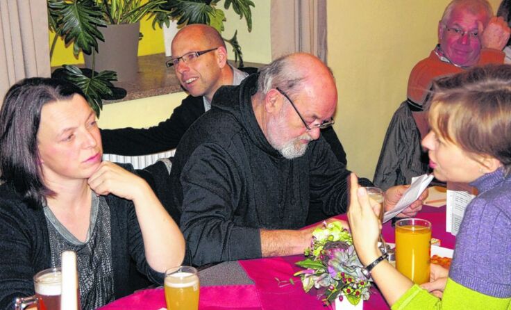 Beim ersten RegionalWIRtschaftsstammtisch wurden Erfahrungen ausgetauscht.