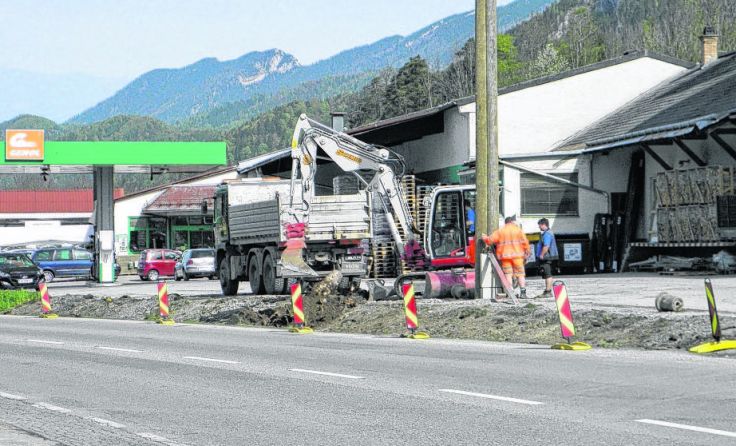 Derzeit finden an der Kreuzung Pichl in Roßleithen Bauarbeiten statt. Foto: Egelseder