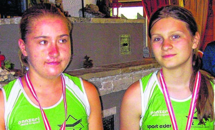 Romana Höltschl und Magdalena Strutzenberger (v. l.) holten Bronze.