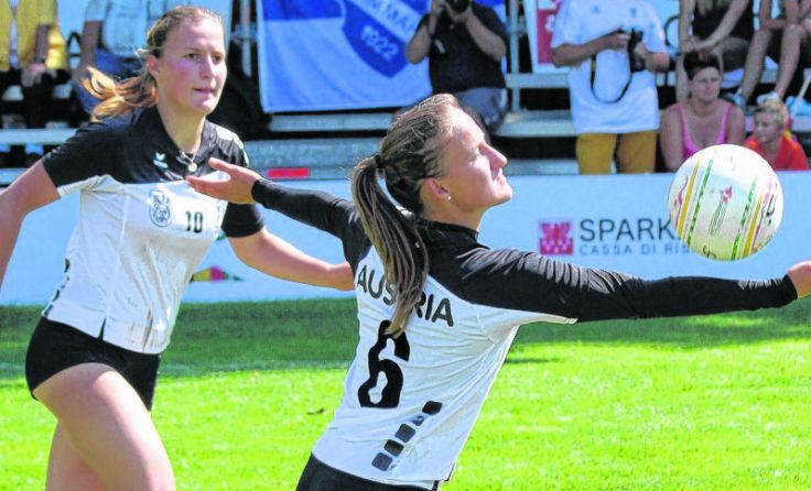 Marlene und Verena Hieslmair (v. l.), Foto: ÖFBB/Gusenleitner Stefan