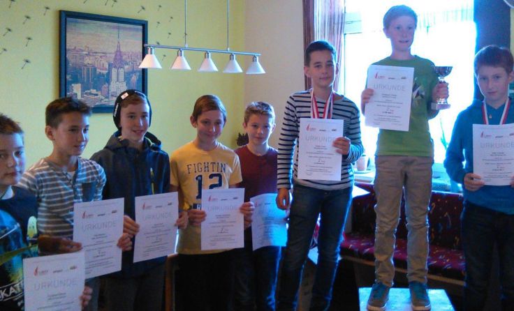Schüler der NMS Windischgarsten bei der Bezirks-Schwimmmeisterschaft