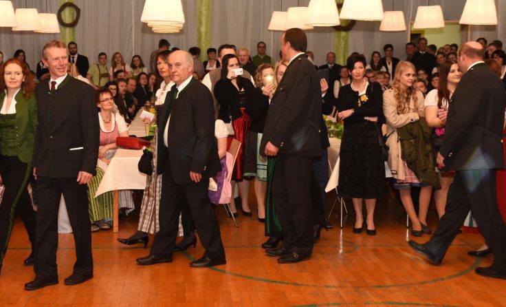 Einzug der Ehrengäste in den Festsaal, Foto: Franz Braunsberger