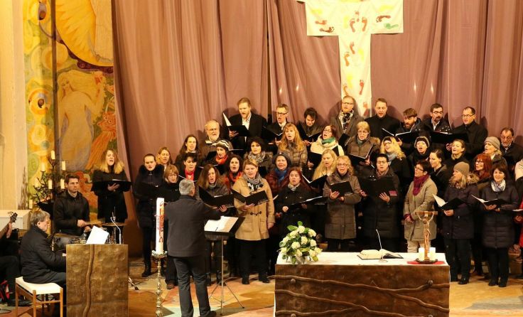 Die Oldies Swing and Gospel Singers gestalteten die Family Mass in Micheldorf.