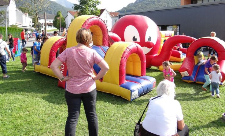 Die Riesenkrake sorgte für viel Spaß. Foto: Sophie Kogseder