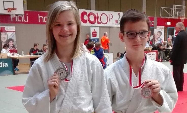 Sophie Bilgeri und Merlin Frischer (v. l.)