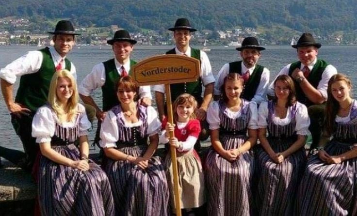 Der Trachtenverein D‘Vorderstoderer lädt zum vierten Laubarauscher Ball ein.