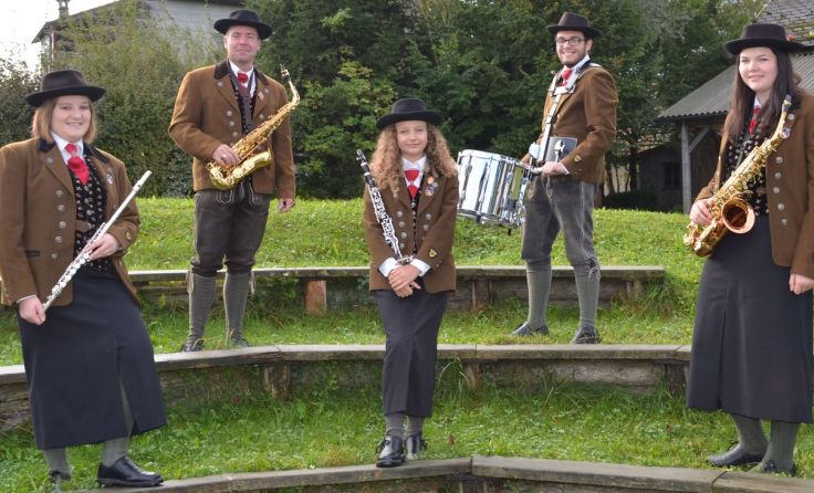 Die Musiker des Musikvereins Inzersdorf-Magdalenaberg laden zum Konzert ein.