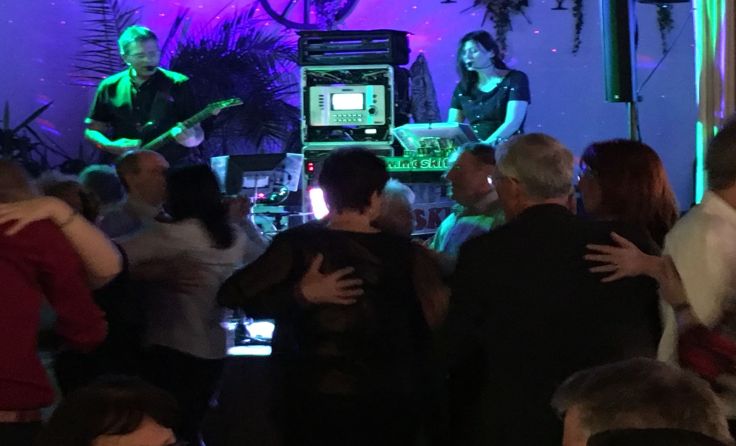 Zu einem Tanzevent wurde der erste Ball der Steyrtaler. Foto: Gerold Gassenbauer