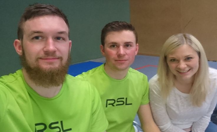 Simon und Lukas Rebhandl von der Union Windischgarsten mit Iris Freimüller (v. l.)