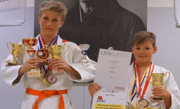 Die erfolgreichen Judoka Bernhard Kirchweger (l.) und Luca Gassenbauer, Foto: Ralf Mosberger