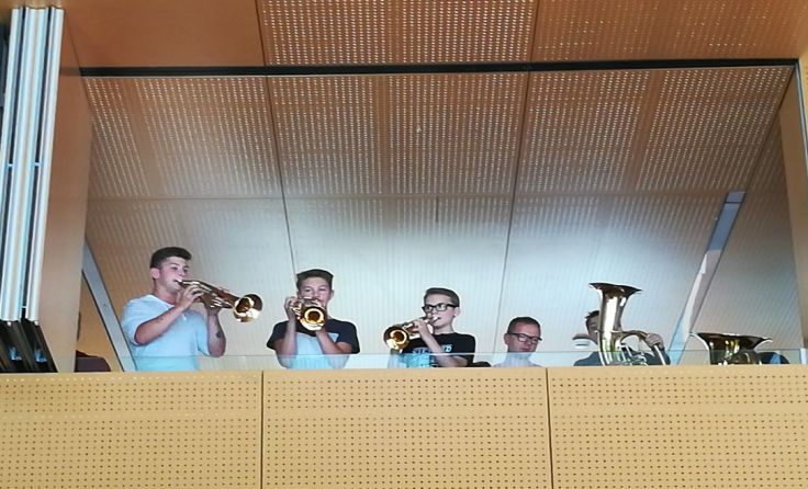 Knapp 80 junge Musiker bewiesen beim Abschluss des Music Camps ihr Können. Foto: M. Pongratz