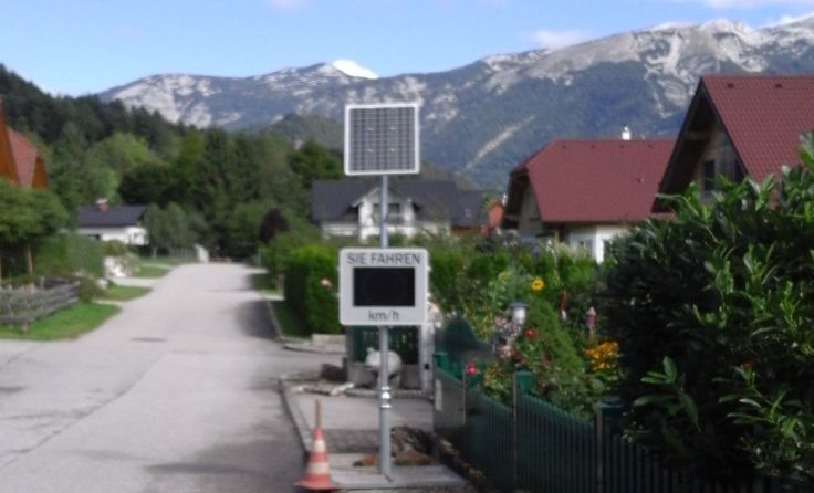 In Roßleithen wurde ein Geschwindigkeitsmessgerät angebracht. Foto: Gemeinde Roßleithen