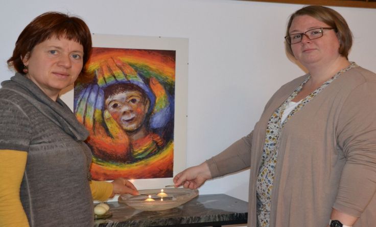 Krankenhausseelsorgerin Gabriele Hohensinn (l.) und Bernadette Hackl, Foto: gespag