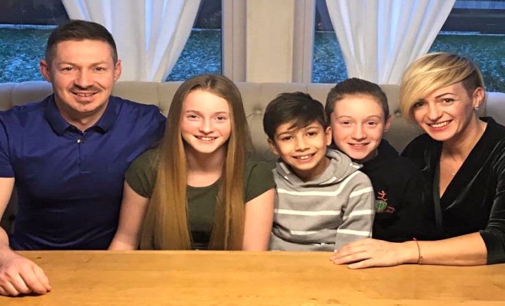 Ivana Suban-Coric (r.) mit ihrem Mann Mario und den Kindern Stella, Damian und Pouya