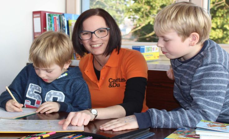 Die Caritas-Familienhelferinnen unterstützen bei der Kinderbetreuung. Foto: Caritas